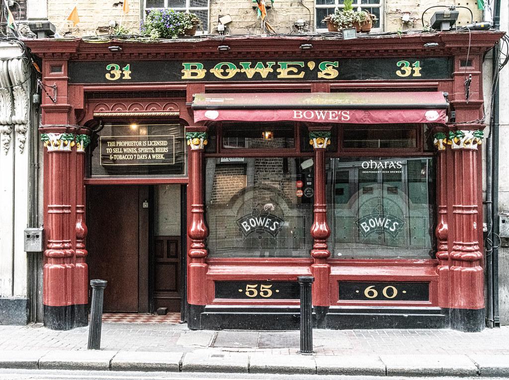 Bowe's Lounge Bar