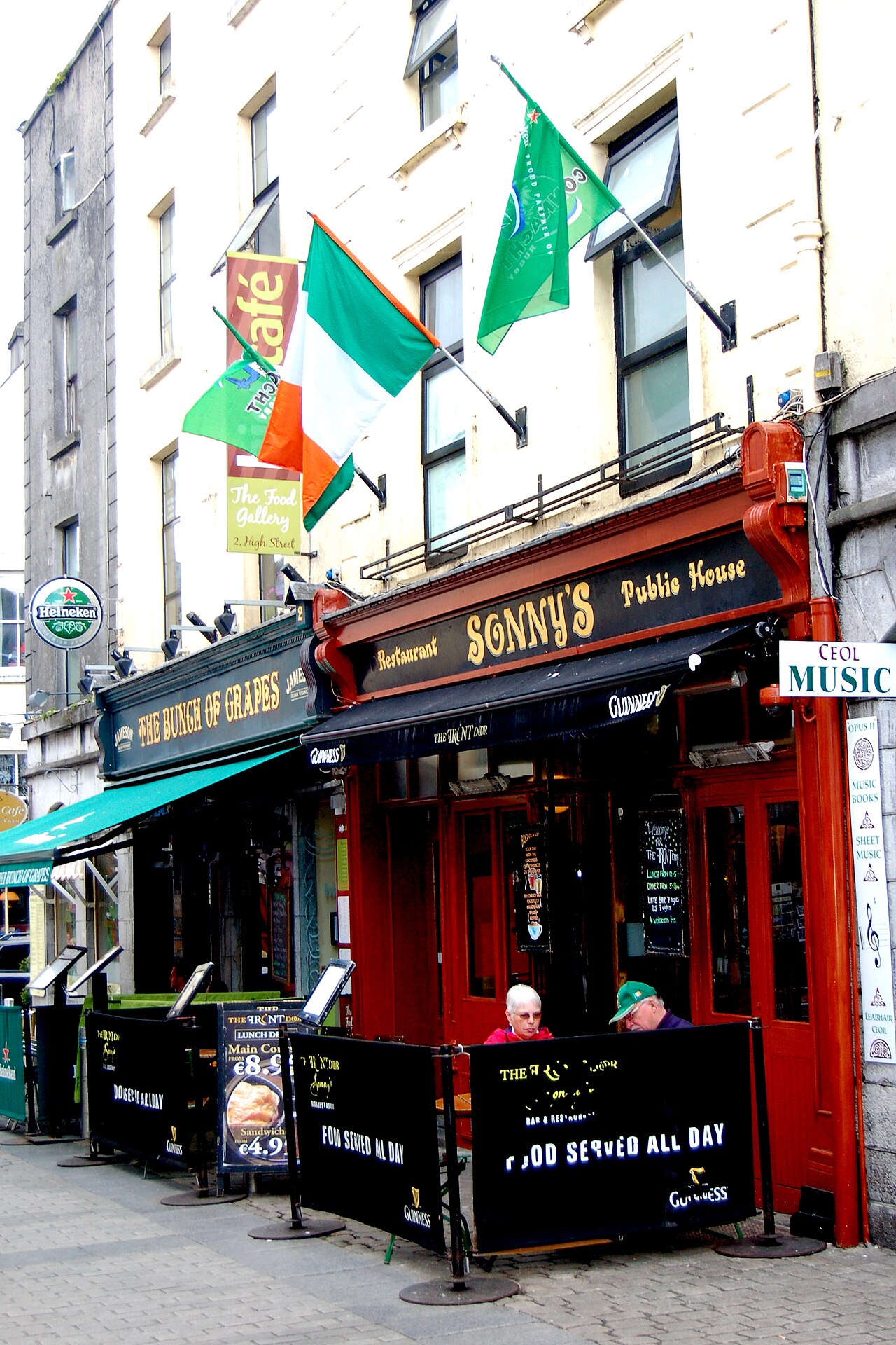 The Front Door Pub